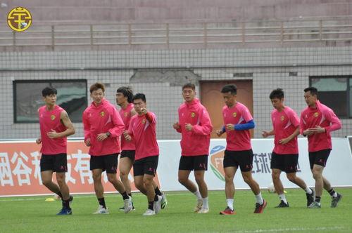 中甲第27轮 广州vs丹东腾跃,广州队迎战丹东腾跃，激战正酣！